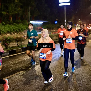 Runner Photo 7805764
