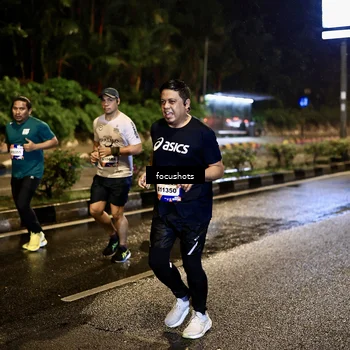 Runner Photo 7805801