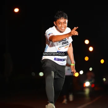 Runner Photo 7805818