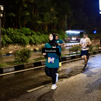 Runner Photo 7805820