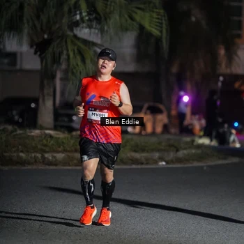 Runner Photo 7805832