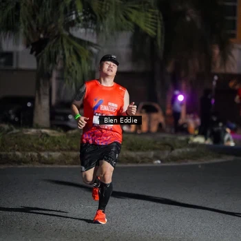 Runner Photo 7805841