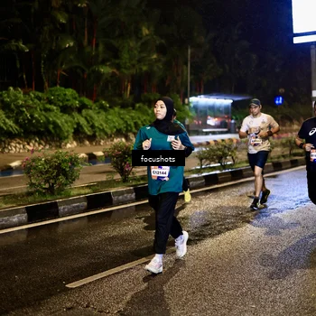 Runner Photo 7805849