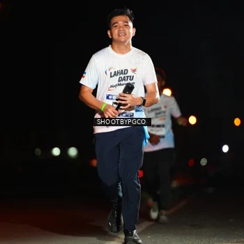 Runner Photo 7805851