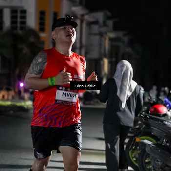 Runner Photo 7805891