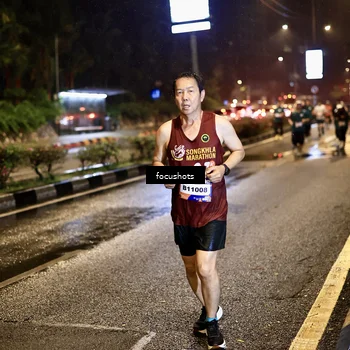 Runner Photo 7805913