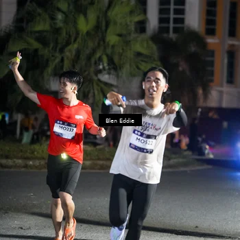 Runner Photo 7805940