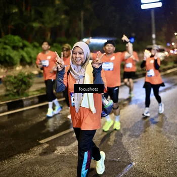 Runner Photo 7805952