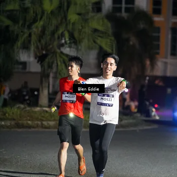 Runner Photo 7805955