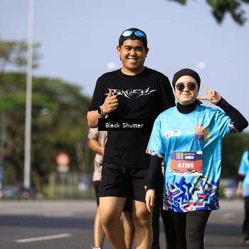 Runner Photo 7805993
