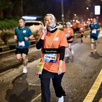 Runner Photo 7806013