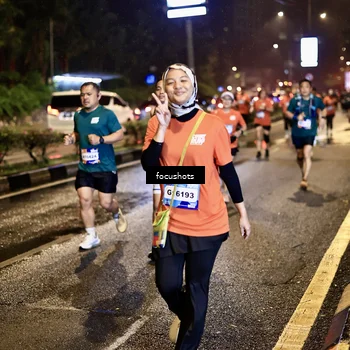 Runner Photo 7806023
