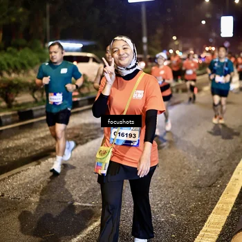 Runner Photo 7806027
