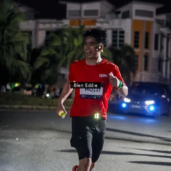 Runner Photo 7806037