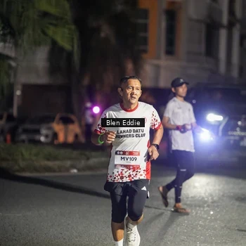 Runner Photo 7806062