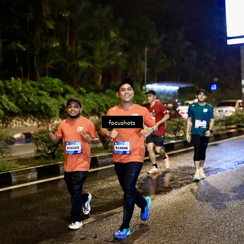 Runner Photo 7806078