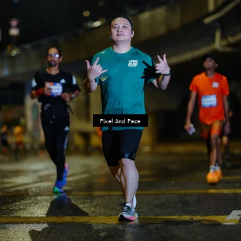 Runner Photo 7806087