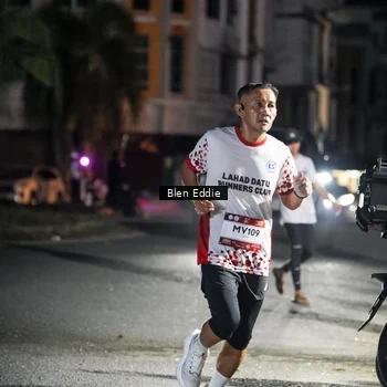 Runner Photo 7806096