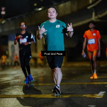 Runner Photo 7806112