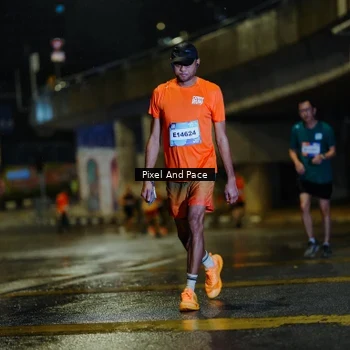 Runner Photo 7806137