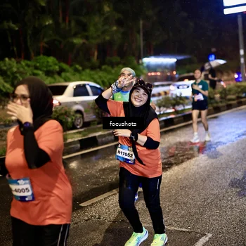 Runner Photo 7806157