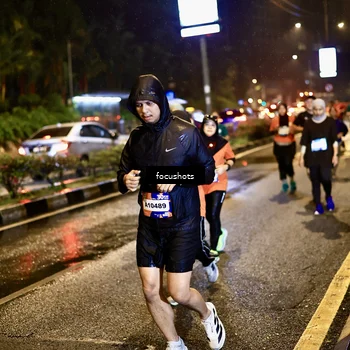Runner Photo 7806173