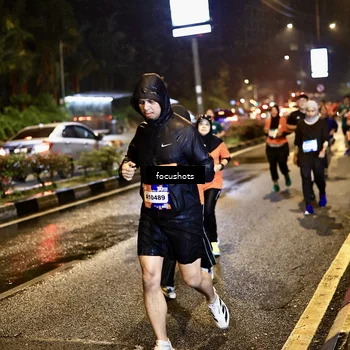 Runner Photo 7806184
