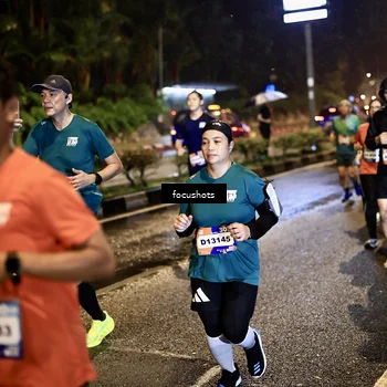 Runner Photo 7806187