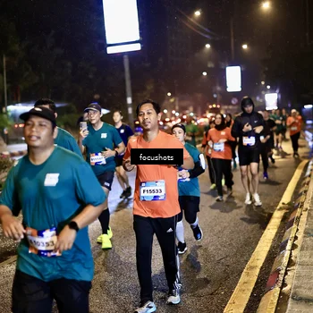 Runner Photo 7806210