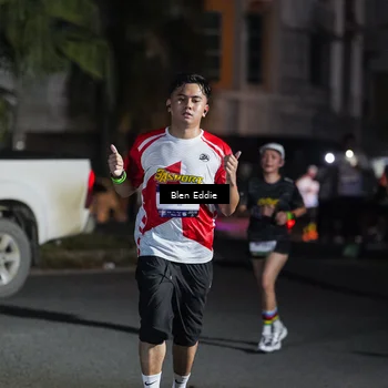 Runner Photo 7806301