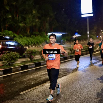 Runner Photo 7806335
