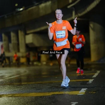 Runner Photo 7806357