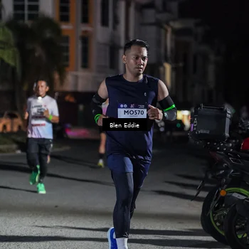 Runner Photo 7806400
