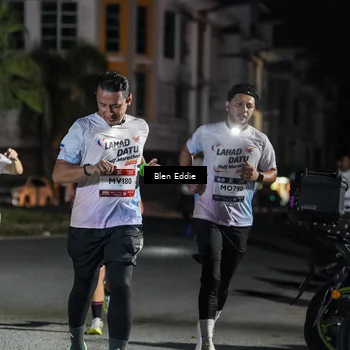 Runner Photo 7806424