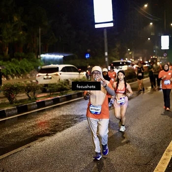 Runner Photo 7806437