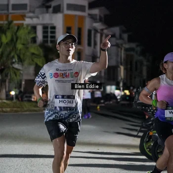 Runner Photo 7806462