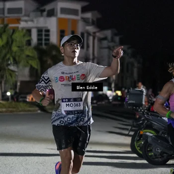 Runner Photo 7806475