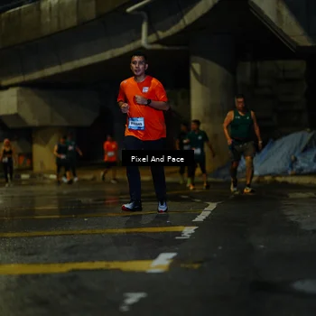 Runner Photo 7806499