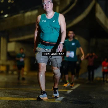 Runner Photo 7806516