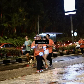 Runner Photo 7806590