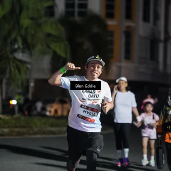 Runner Photo 7806665