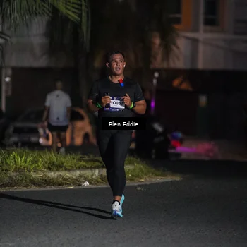 Runner Photo 7806669