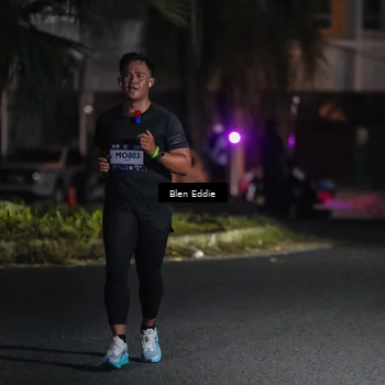 Runner Photo 7806676