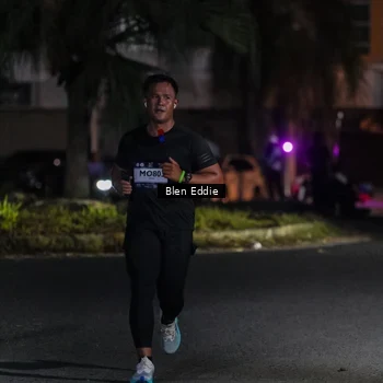 Runner Photo 7806710