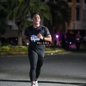 Runner Photo 7806712