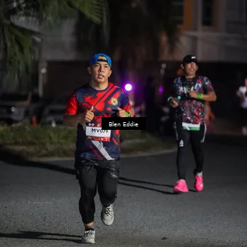 Runner Photo 7806914