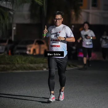 Runner Photo 7806995