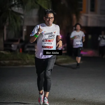 Runner Photo 7806999
