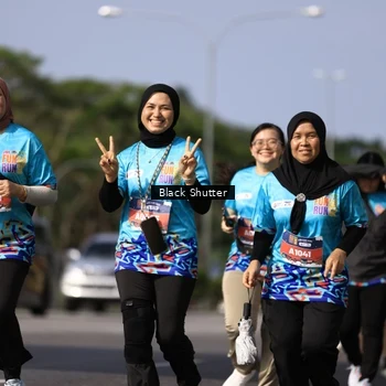 Runner Photo 7807039