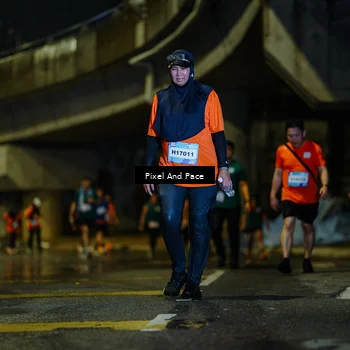 Runner Photo 7807046